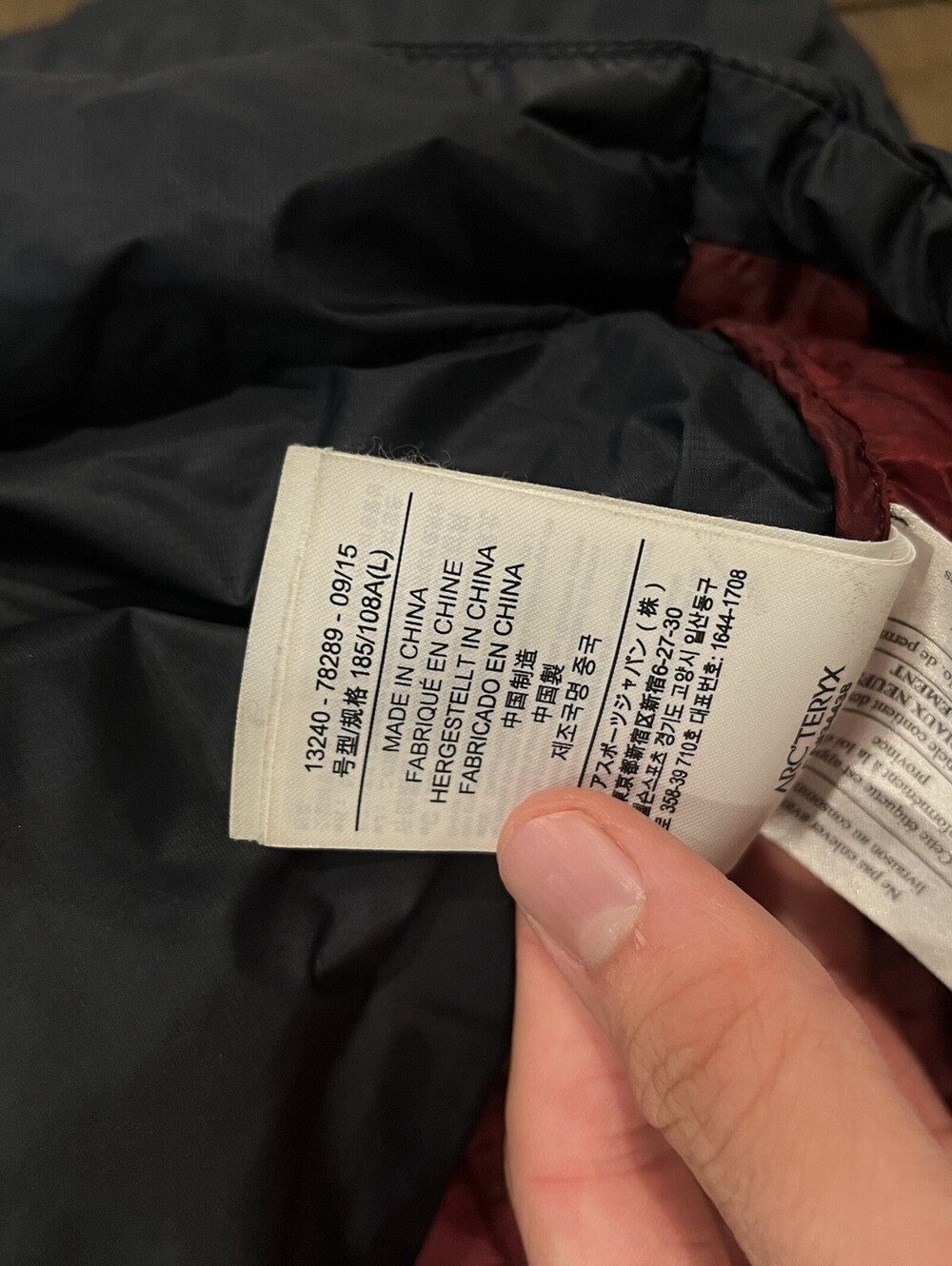 Arc’teryx Cerium LT Hoody - Men’s Large (L) - Nighthawk Navy Red Patch Zipper - Picture 6 of 9